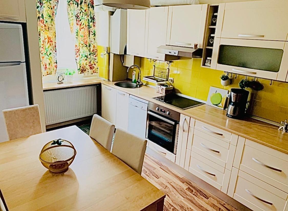 Appartement Boulevard Rose à Alba Iulia Extérieur photo